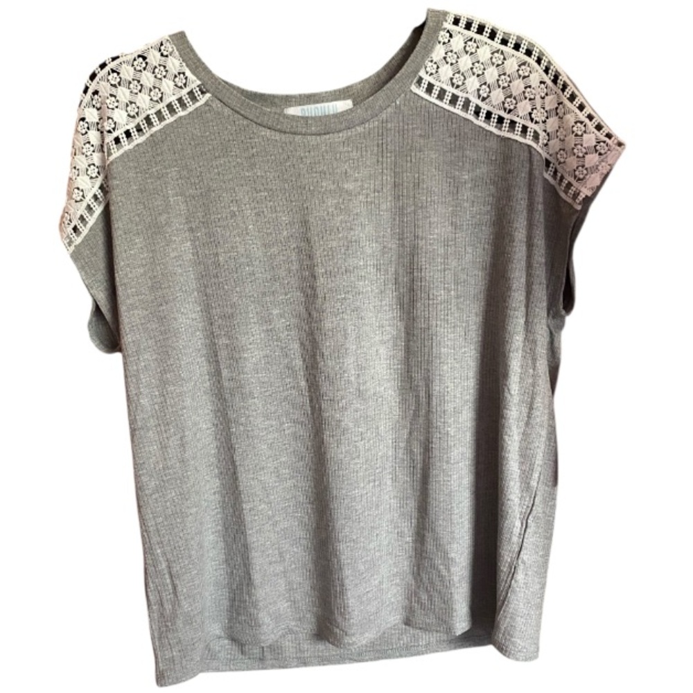 Bunulu Gray Lace Accent Top NWT Medium